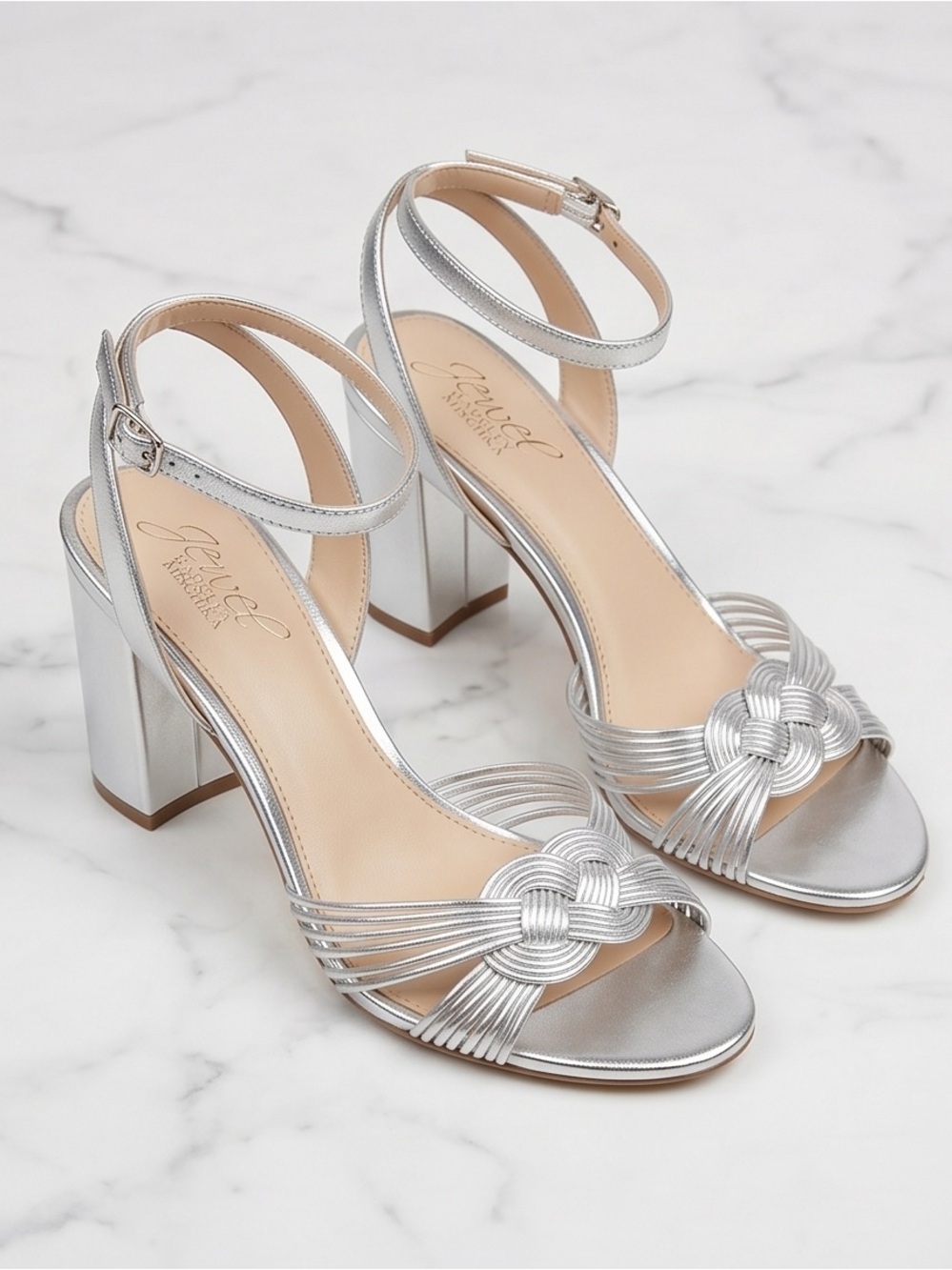 #29 Jewel Badgley Mischka Silver Metallic Ankle Strap Block Heel Sandals Size 8